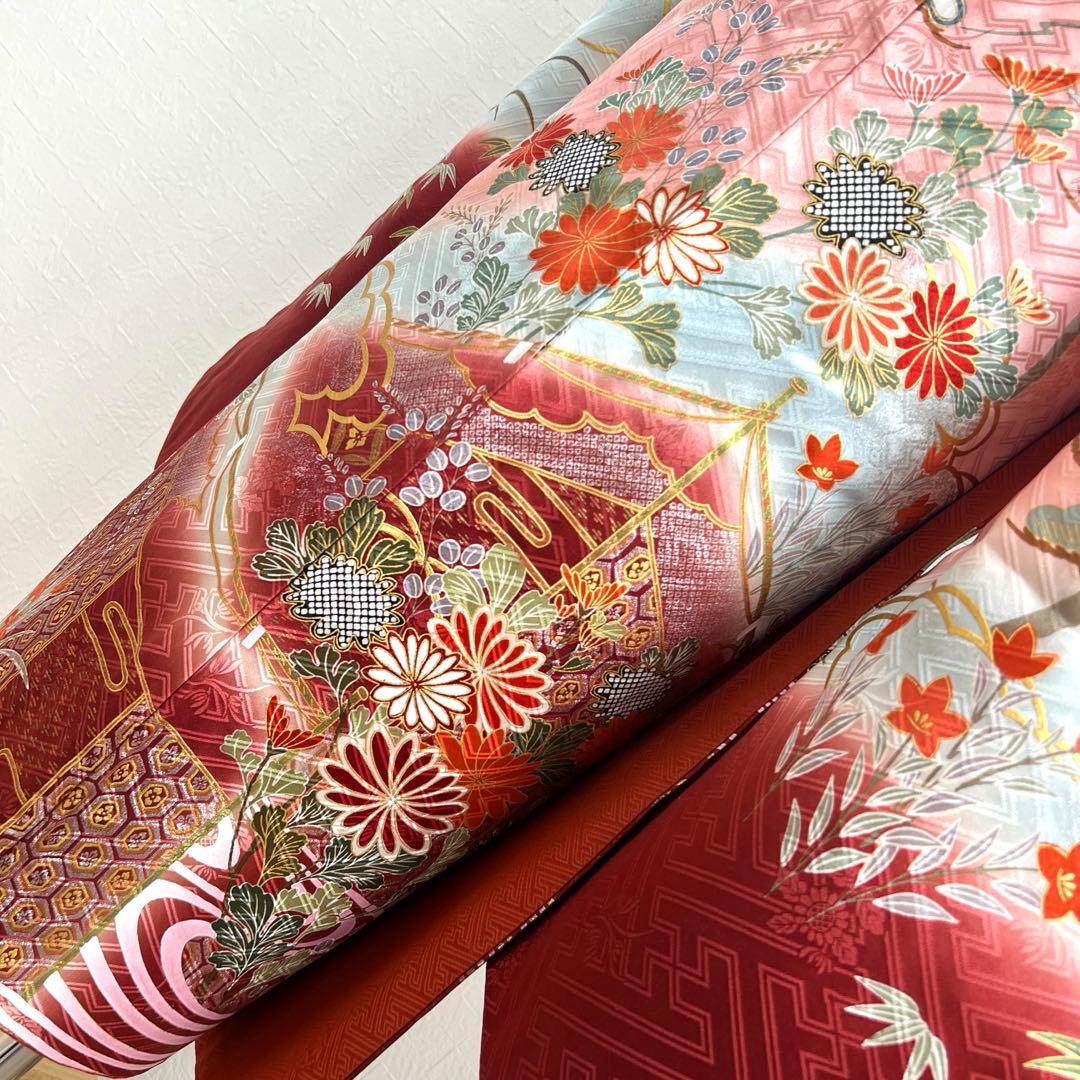 460 振袖のみ 正絹 コーラルピンク 桃 赤 金彩 駒刺繍 暈し染め