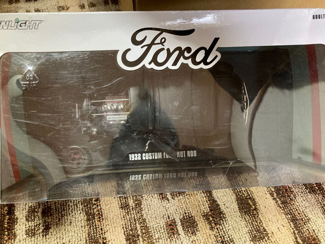 1/18 1932 カスタム フォード ホットロッド　模型　アメ車　アメリ　旧車