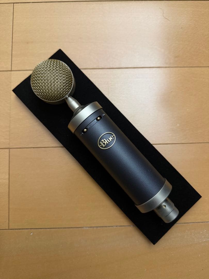 Blue baby bottle SL ショックマウント付き