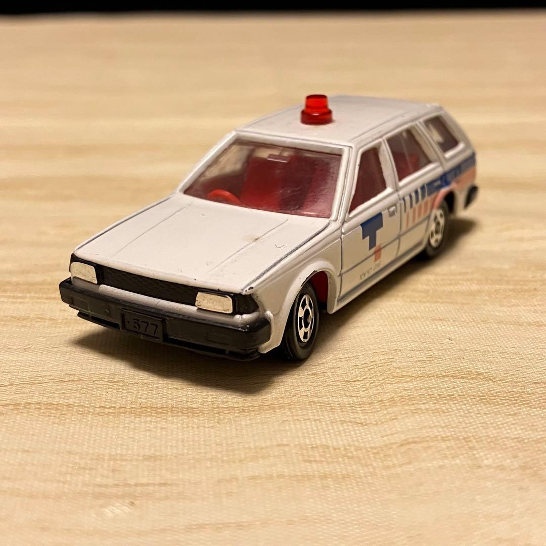 トミカ 日産 ブルーバード ワゴン NO.34 1/60 東京ガス