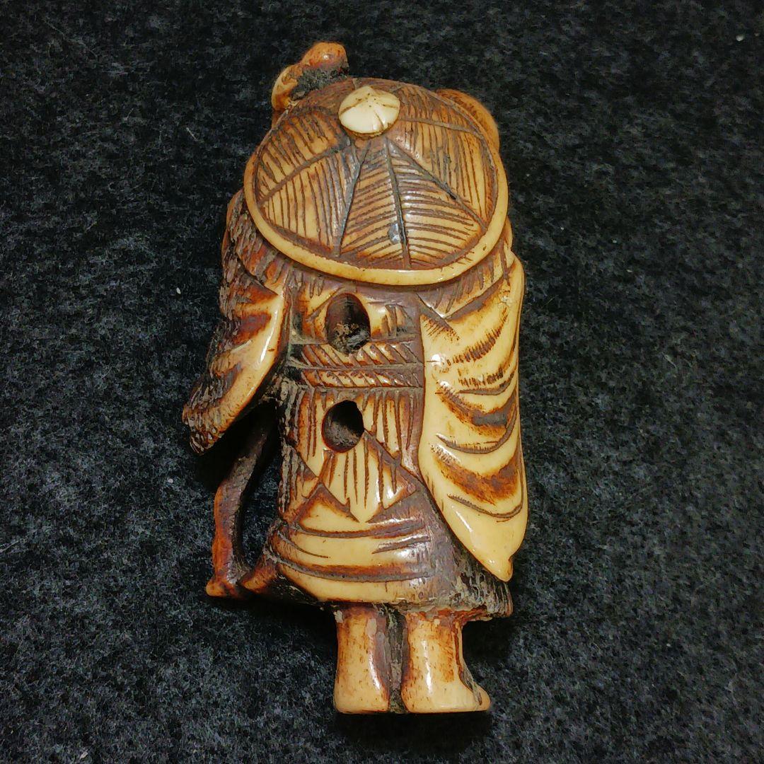 専用X214-2 江戸時代根付 細密彫刻 人物根付 鹿角材彫刻　ね