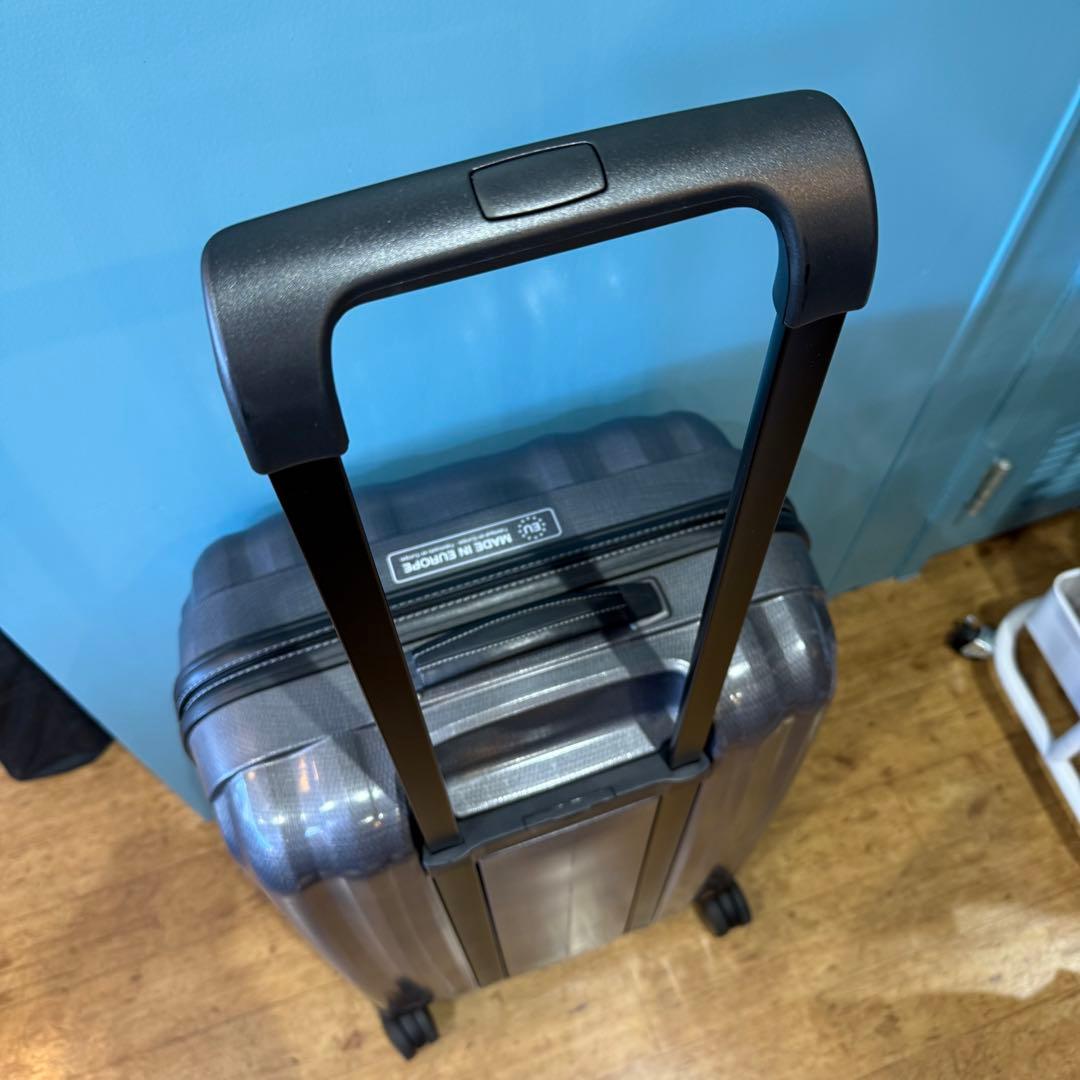 値下げしました‼️【美品✨】サムソナイト　ブラックレーベル　キャリーケース