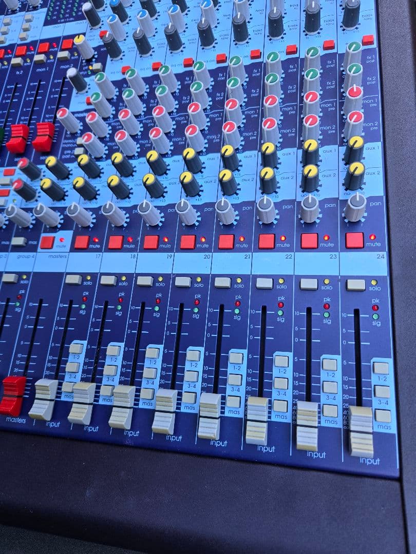 【MIDAS】マイダスVENICE240卓上アナログミキサー