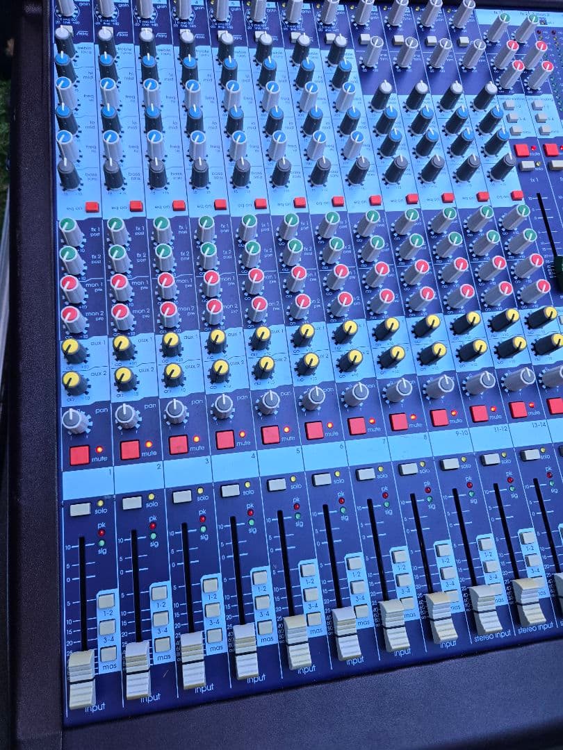 【MIDAS】マイダスVENICE240卓上アナログミキサー