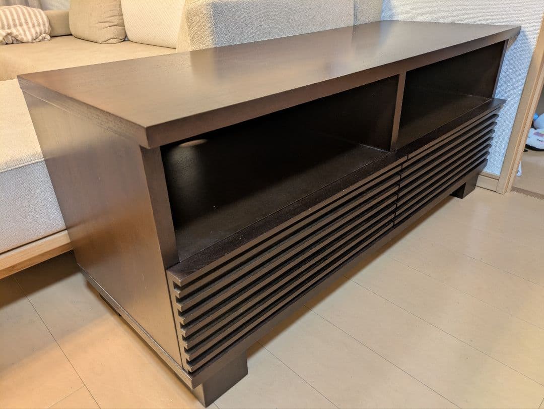 高級家具a.flat エーフラット「ルーバー」テレビボード