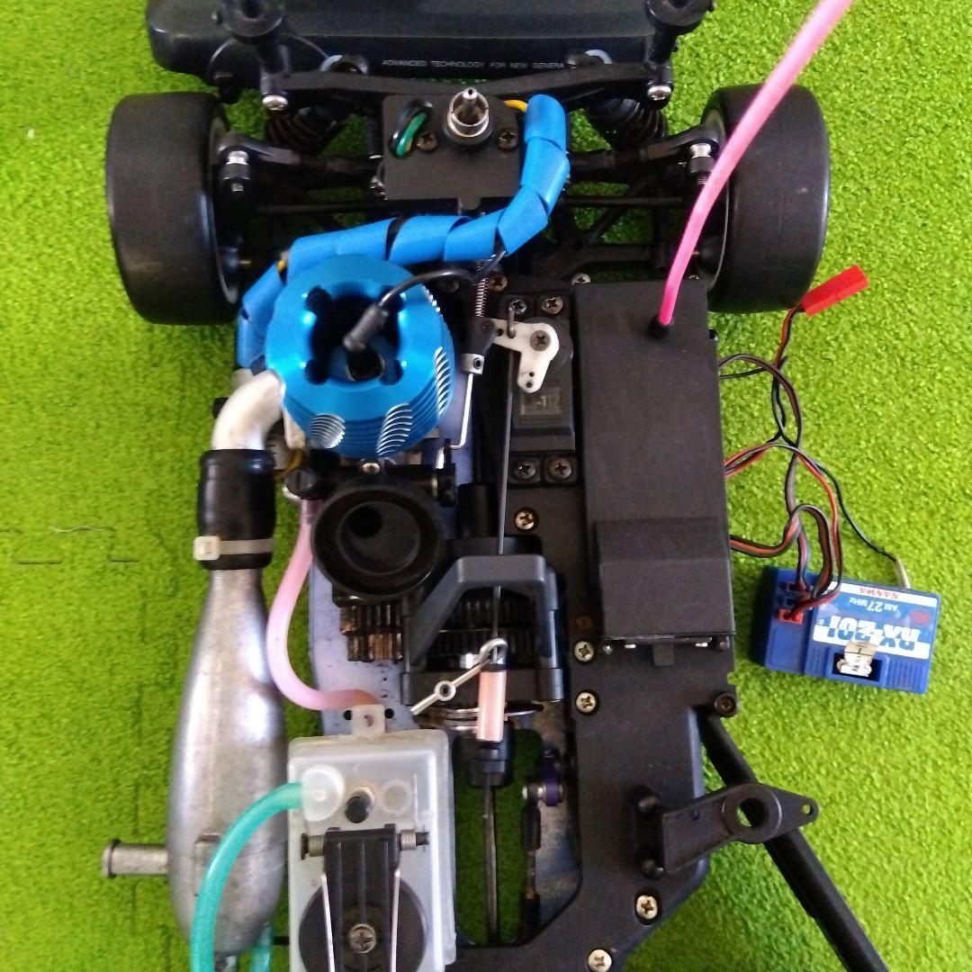 京商高性能エンジンラジコンカー