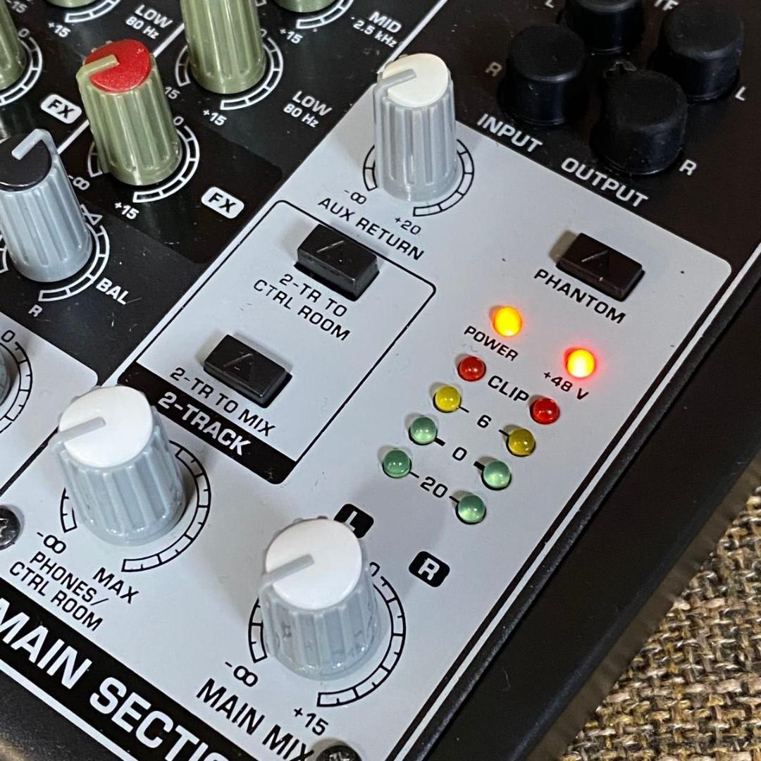 Behringer ベリンガー アナログミキサー XENYX 802