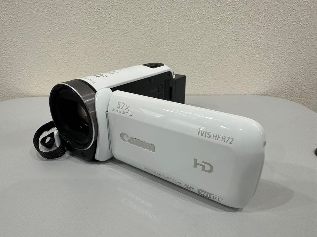 【美品】Canon HF R72 キャノン SDカード、キャリーケース付き！