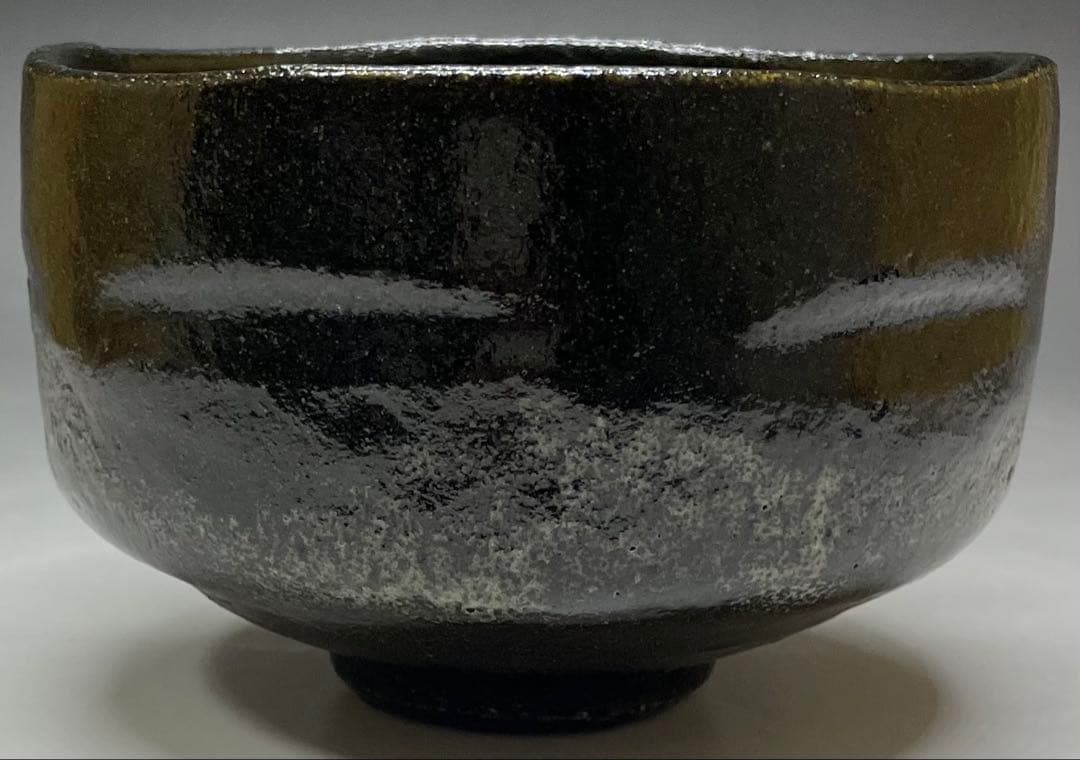 五代　楽吉左衛門　宗入　黒茶碗　共箱(四方桟盛蓋) 仕覆　共布　e432a