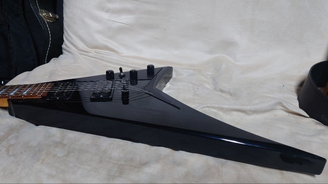 Grover Jackson RandyV 中信楽器 96年 ソフトケース付