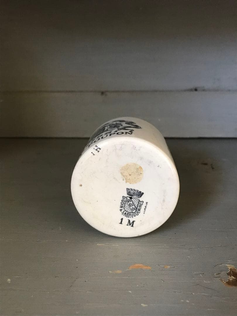 専用です　　両面絵柄　DIJON マスタードポット