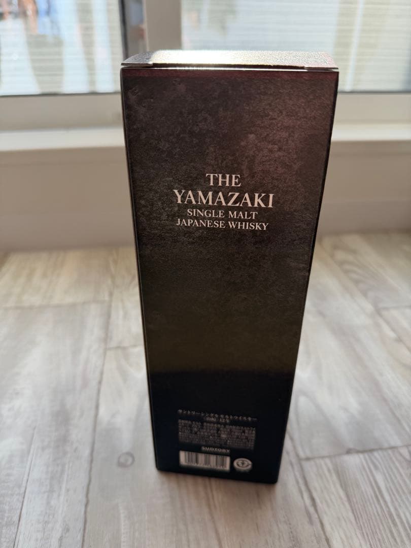 サントリーシングルモルトウイスキー 山崎12年 700ml瓶