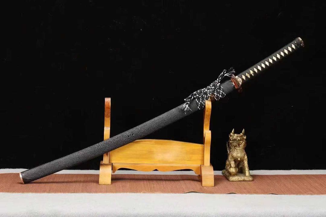 「金菊」 板目肌 銅鍍金装 珍珠魚皮拵 日本刀 模造刀 鑑賞用 高級本格居合刀