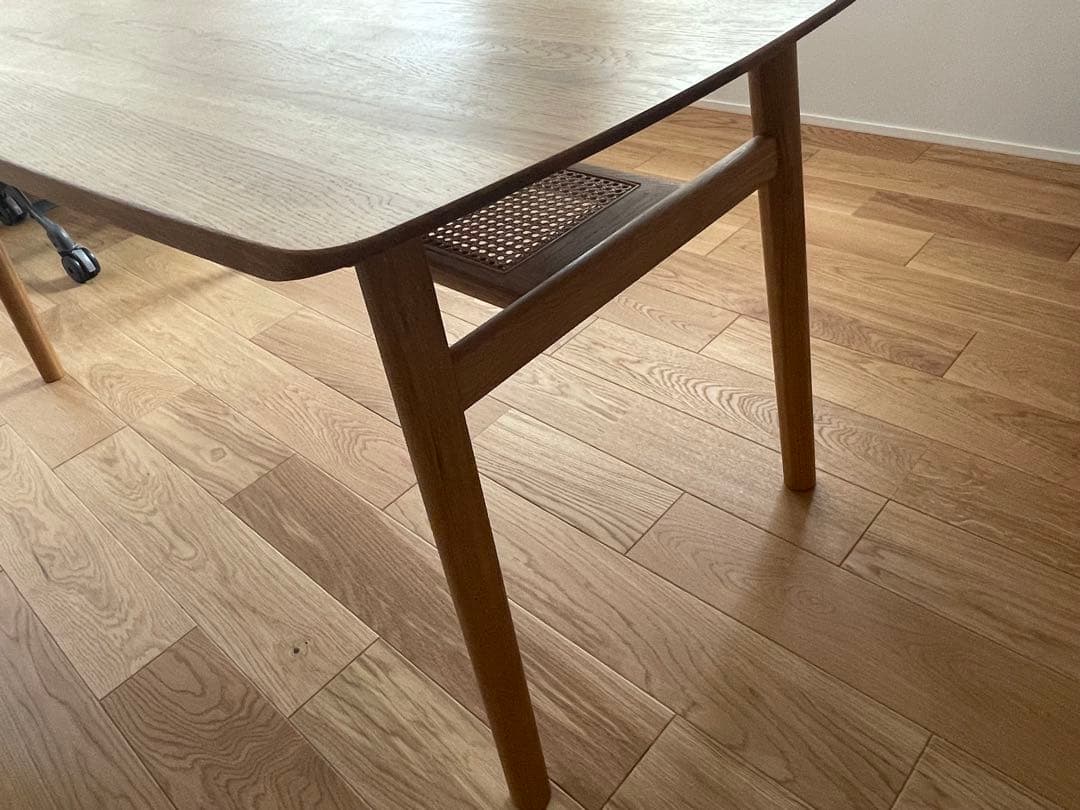 【限定値下げ】unico SOLK ダイニングテーブル W1600