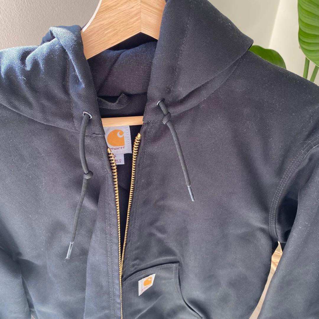 carhartt ブラック アクティブ　ジャケット　Sサイズ