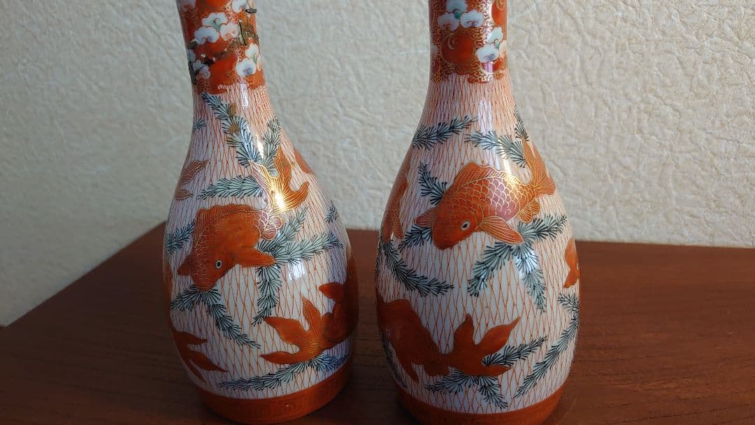 九谷焼 九谷　明治九谷　金魚の図　打出製　赤絵　網目　アンティーク九谷焼　2客