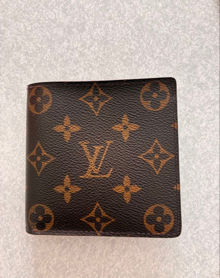 ルイヴィトン　二つ折り財布　モノグラム　ポルトフォイユ・マルコ 旧型