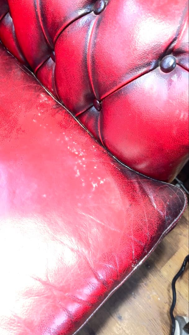 レザー チェスターフィールドソファ