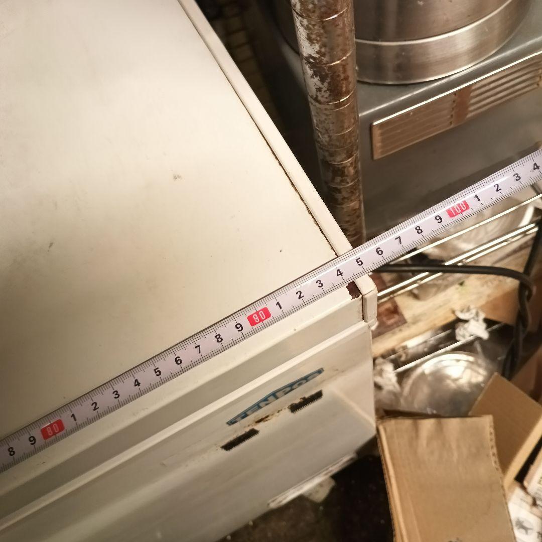 送料込み 　業務用大型冷凍ストッカー（保冷庫）