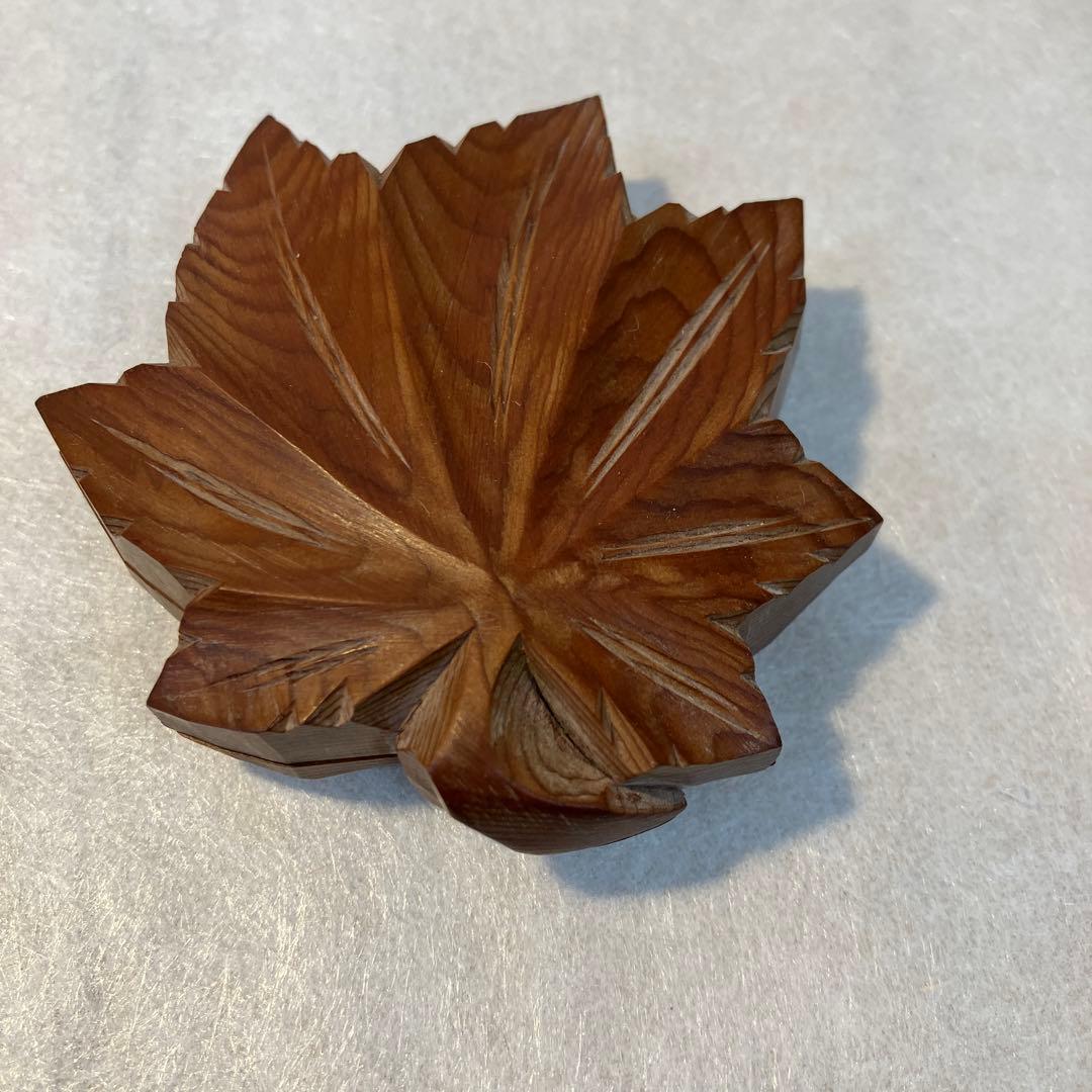 茶道具　香合　一位木(アララギ)使用　もみじ香合　紙箱　配送用桐箱　S61KG