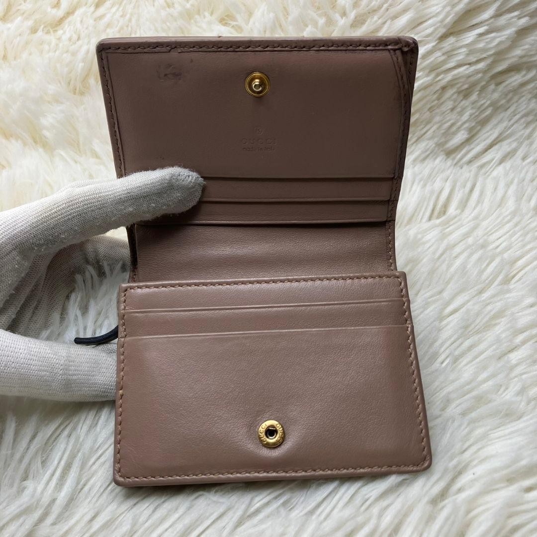 美品 現行✨グッチ 折り財布 マーモント キルティング レザー ベージュ