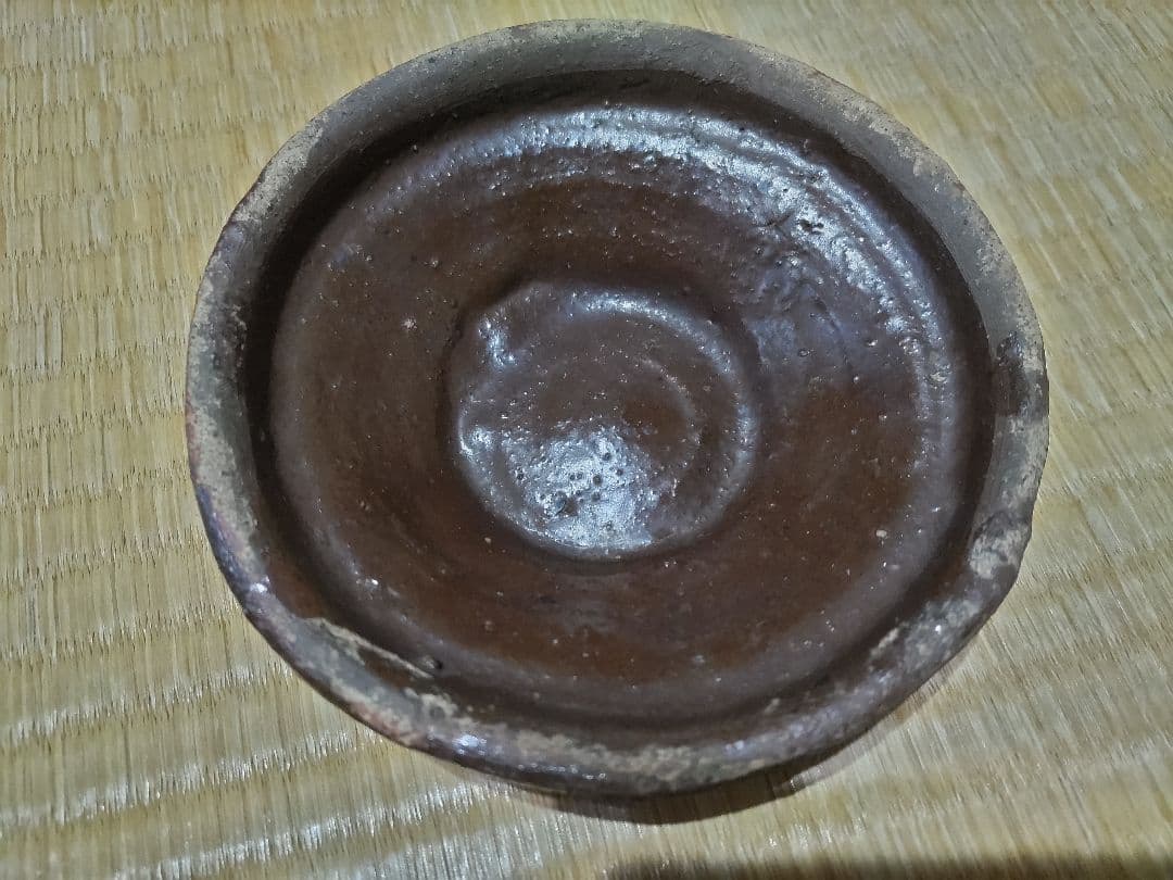 南蛮？琉球？時代の小鉢（13.8㎝）　板起こし・玉縁・砂高台・重ね焼・鉄釉
