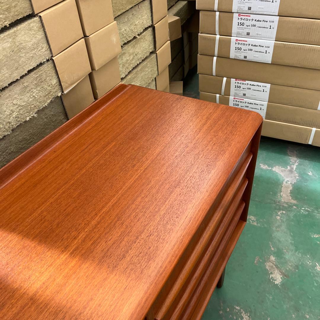 マドセン　サイドボード