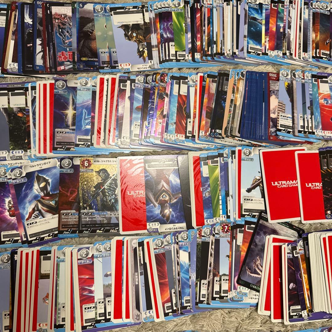 ウルトラマンカード　他　大量まとめ売り【5213