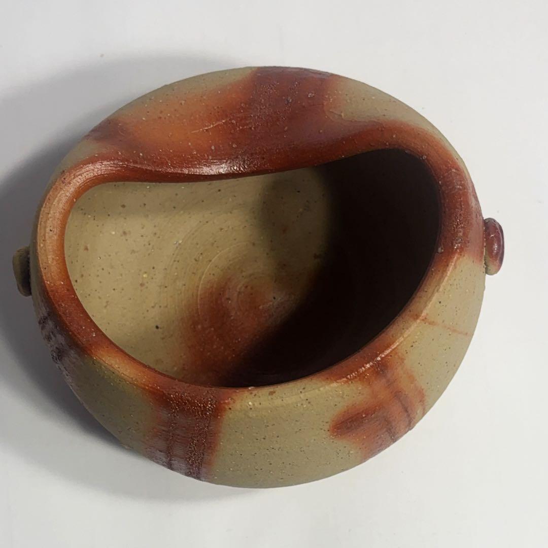 岡山県指定重要無形文化財保持者金重素山作　緋襷灰落とし　共箱付き