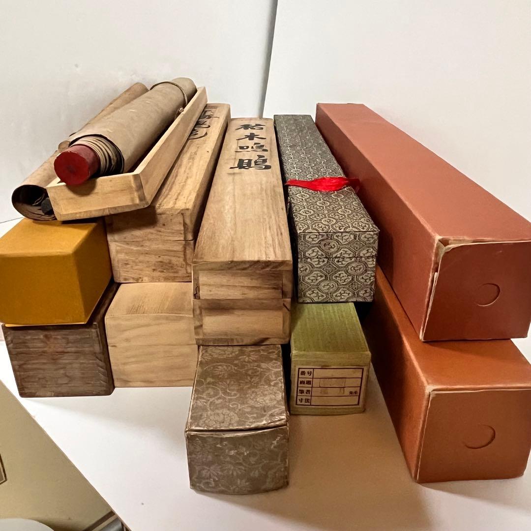 【お買い得】掛け軸（木箱・収納箱付き）　13本まとめ売り