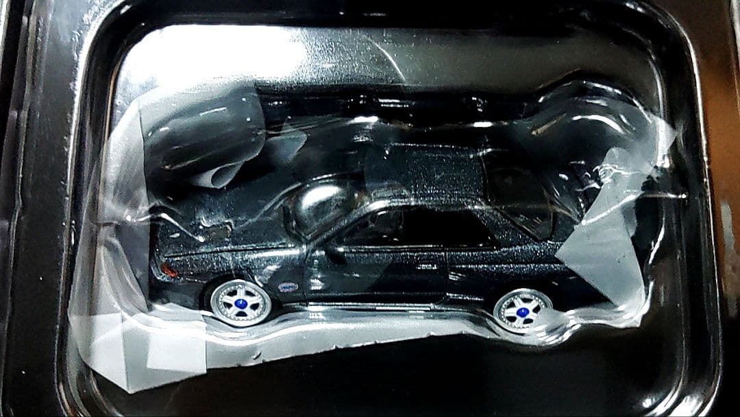 トミカ　日産スカイラインGTR(R32)　グループＡプレーンカラー仕様(グレー)