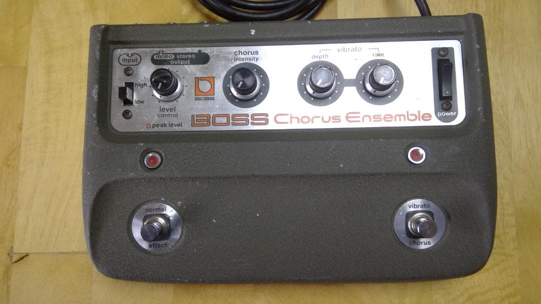 ボス CE-1 Chorus Ensemble　1980年　ビンテージエフェクタ