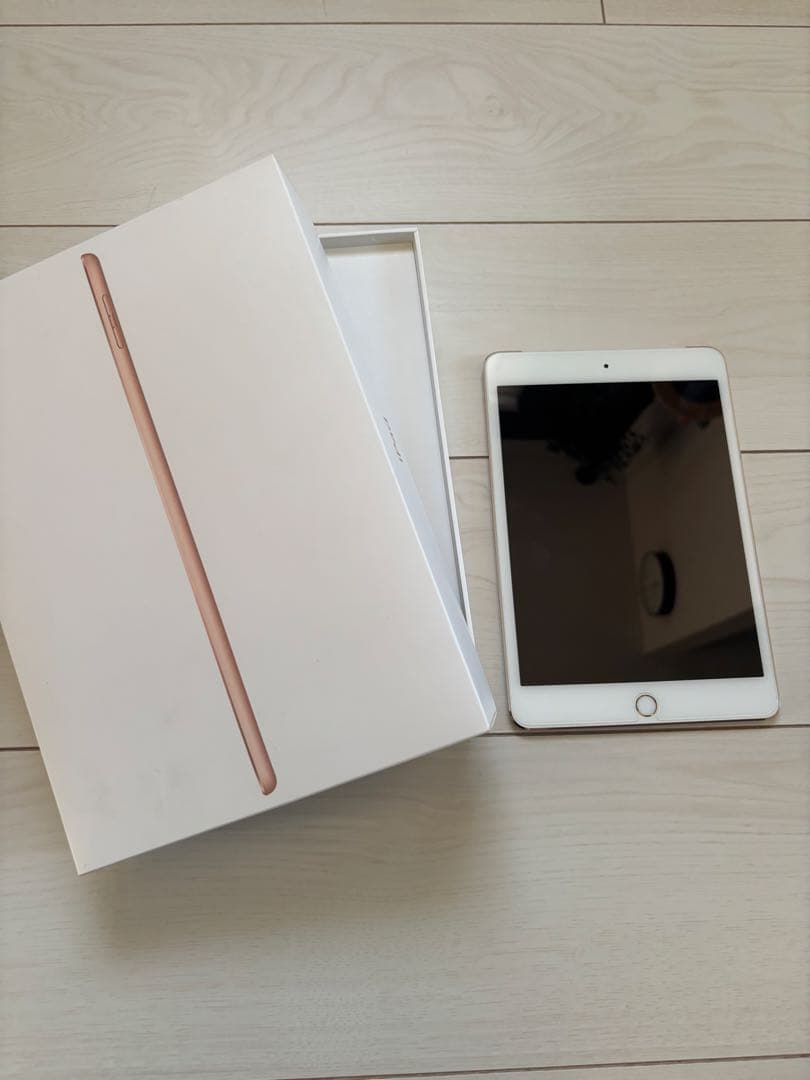 【美品】iPad (第6世代) Wi-Fi + Cellular 32GB