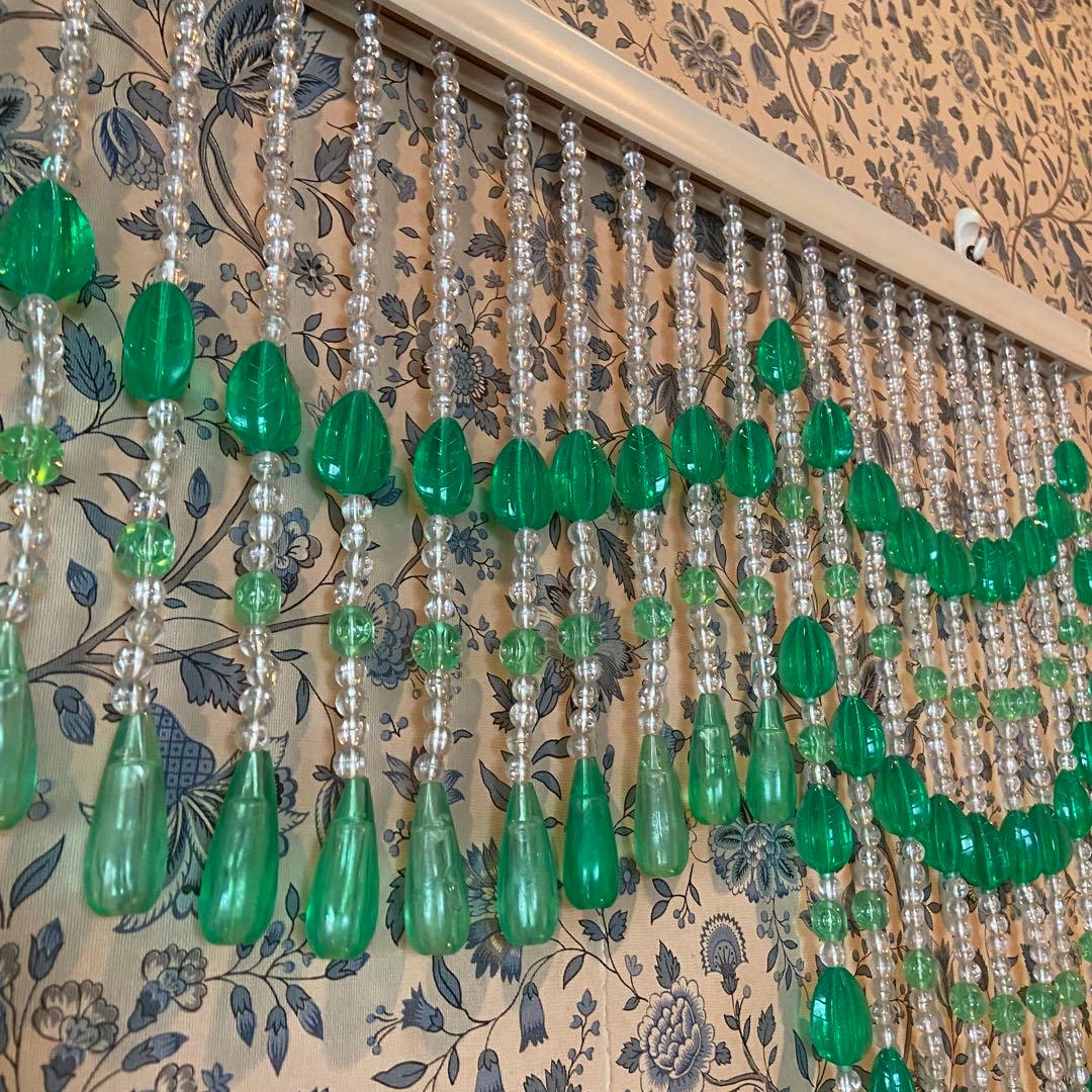 昭和レトロ　ビーズのれん　グリーン　美品 レトロポップ　当時物