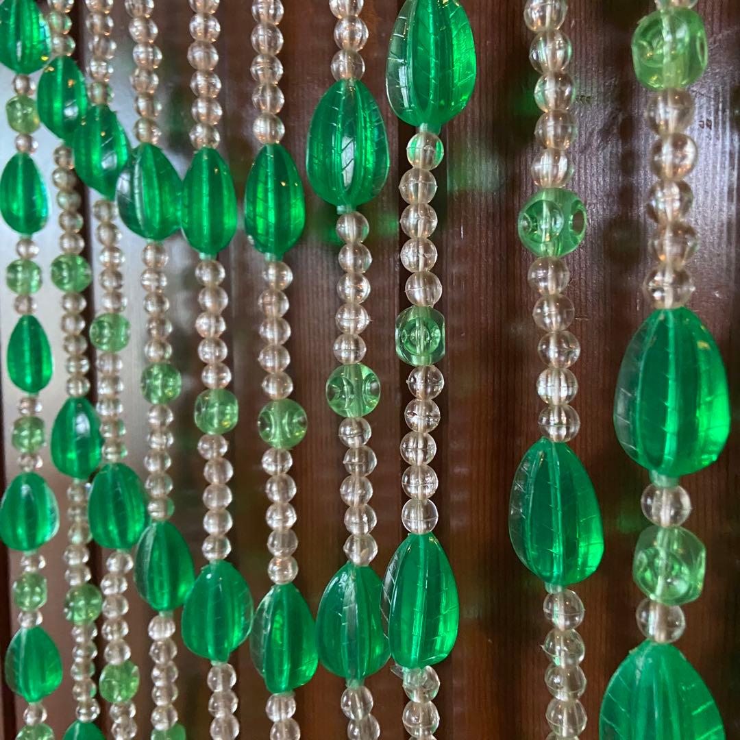 昭和レトロ　ビーズのれん　グリーン　美品 レトロポップ　当時物