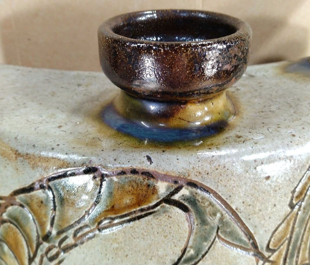 【本物保証】金城次郎 海老魚紋抱瓶 共箱 栞 ｗ28㎝超 壷屋焼 人間国宝 無傷