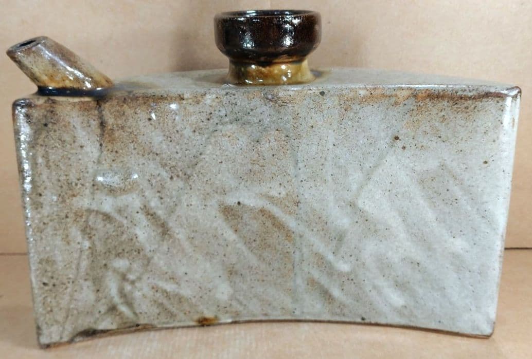 【本物保証】金城次郎 海老魚紋抱瓶 共箱 栞 ｗ28㎝超 壷屋焼 人間国宝 無傷