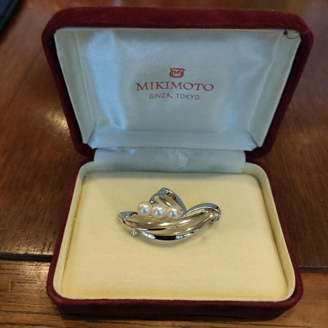 MIKIMOTO パール付きブローチ