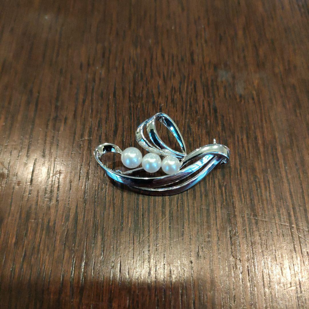 MIKIMOTO パール付きブローチ