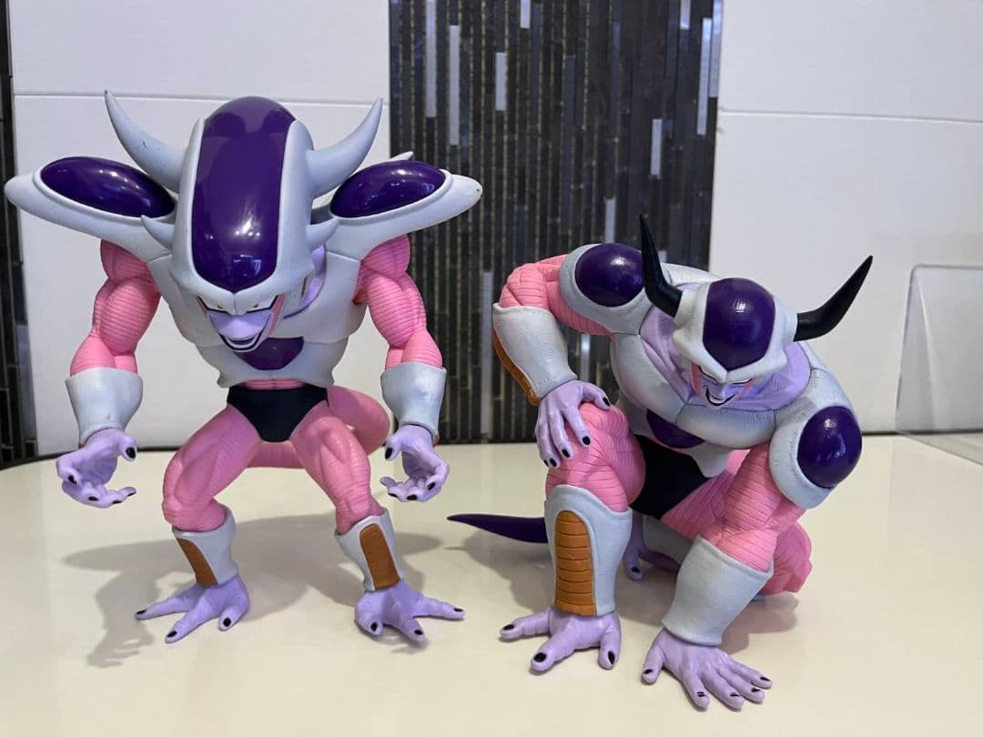 ドラゴンボール 一番くじ フリーザ第二形態 フリーザ第三形態 ゴールデンフリーザ