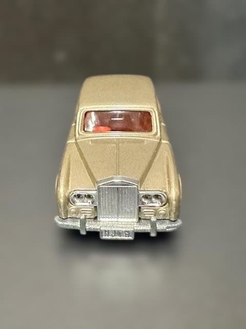 【絶版希少・トミカ 青箱】F6　ロールスロイス ファントム VI　日本製