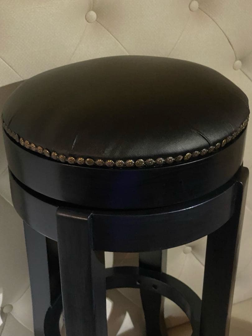 希少♦️猫脚 鋲留 ヴィンテージ ハイスツール♦️ゴシック♦️マットブラック♦️送料込