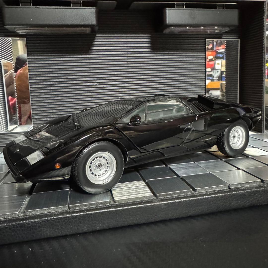 絶版未展示品 京商 1/18 ランボルギーニ カウンタックLP400 ブラック