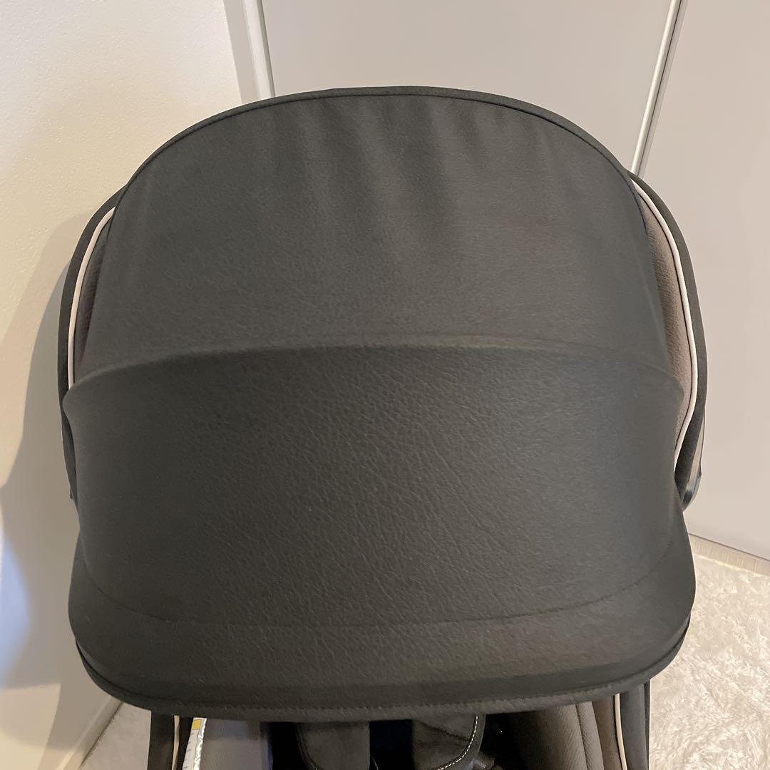 Combiコンビ 美品✨マルゴットエッグショック BE チャイルドシート