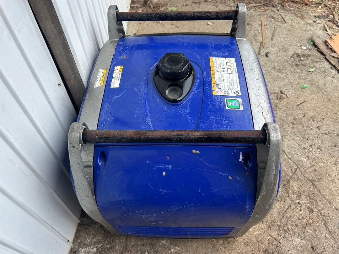 宮崎　ヤマハ　インバータ発電機 EF2000is 発電機　ポータブル　インバータ