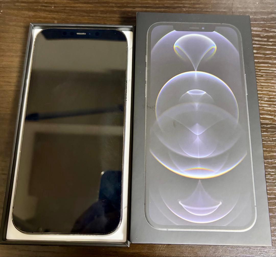 iPhone 12 ProMax 256GB SIM解除済み