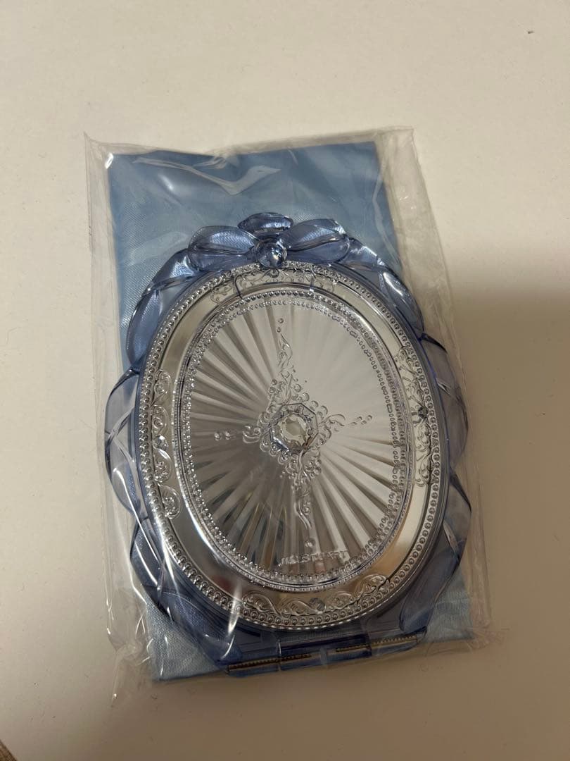 ジルスチュアート サムシングピュアブルー限定ミラー新品未使用手鏡コンパクトミラー