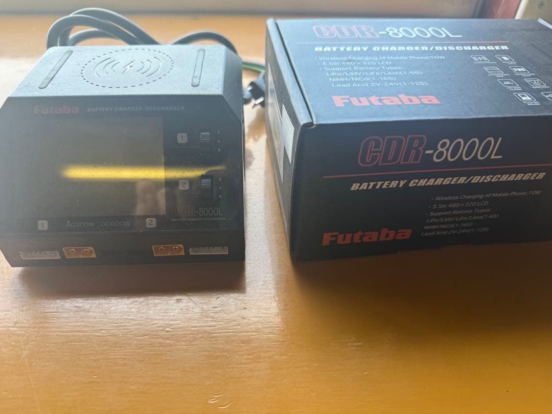 Futaba CDR-8000L バッテリーチャージャー