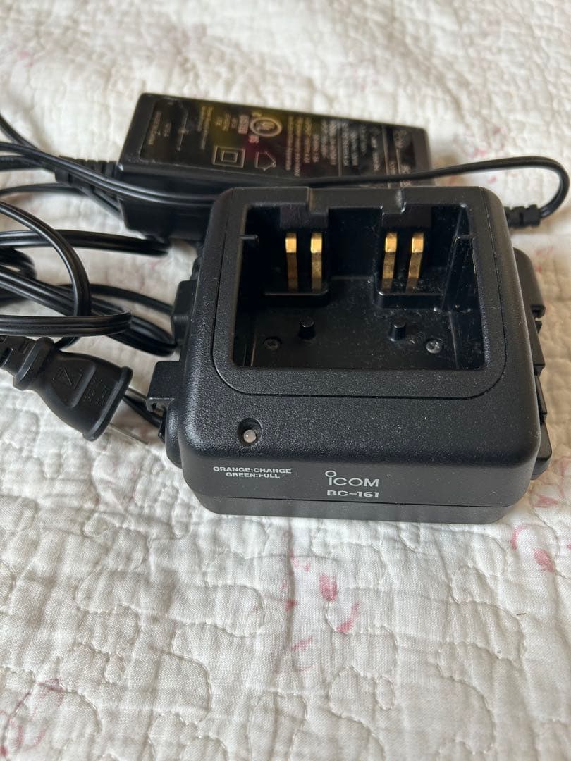 ICOM IC-VH37CTM IC-UH37MFT 無線機 2台、充電器セット