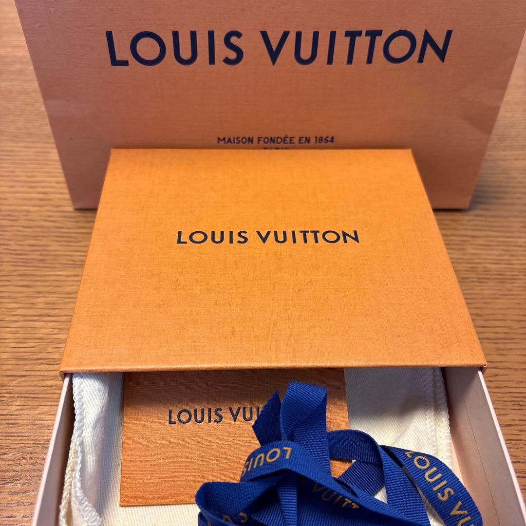 ポルトフォイユクレア　ワイルドアットハート